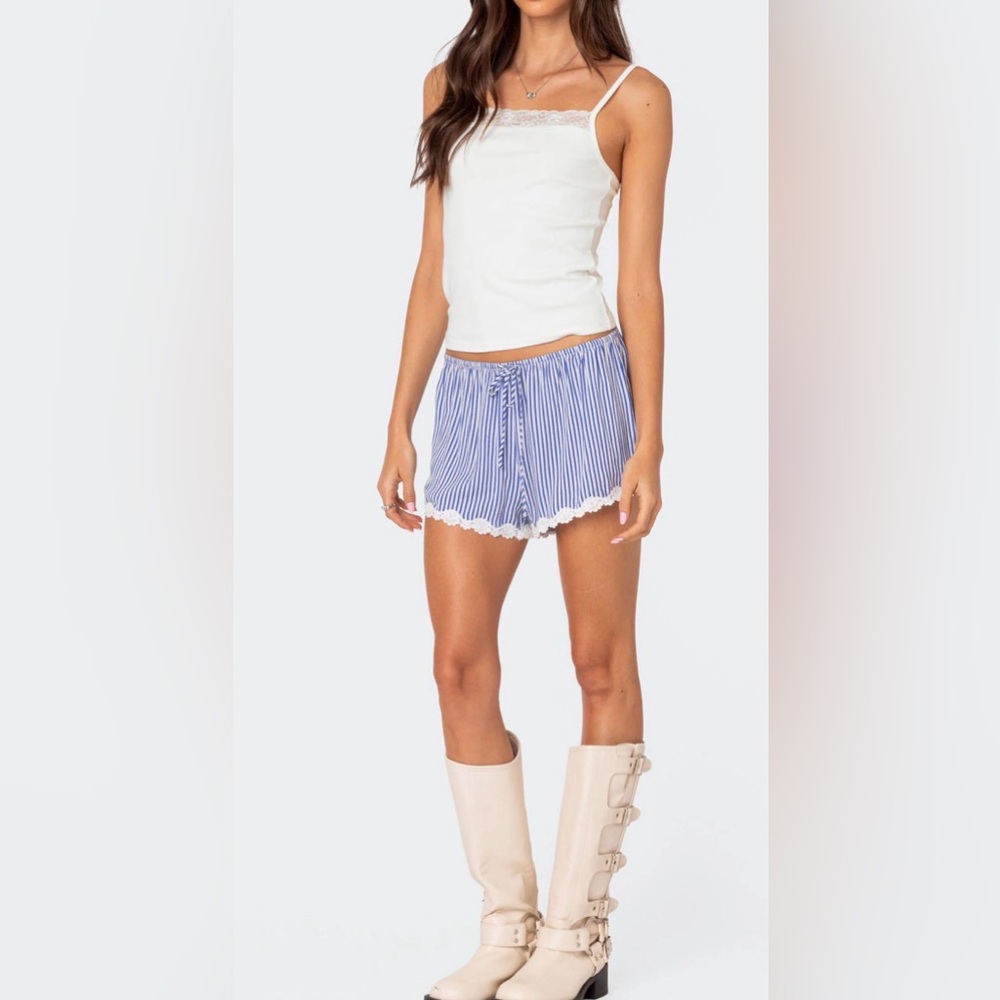 Edikted Patty Striped Lace Trim Shorts large NWT